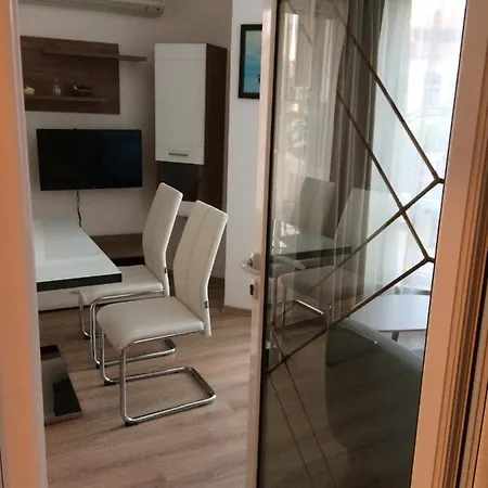 Апартамент Мони Burgas City Exterior foto