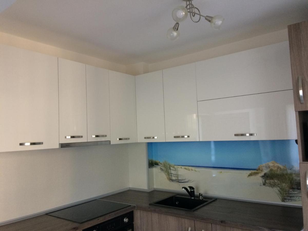 Apartment мони *